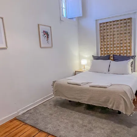 As A Local! Santos Historical Iv Pensión *